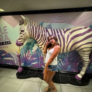 Meet your Posher, Alejandra